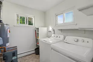 9098 Clippert St, Taylor, MI 48180 - Photo 19