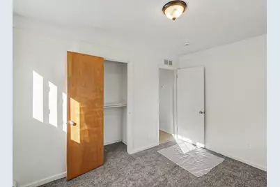 9098 Clippert Street, Taylor, MI 48180 - Photo 17