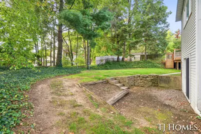 2472 Appleton Drive NE, Grand Rapids, MI 49525 - Photo 37