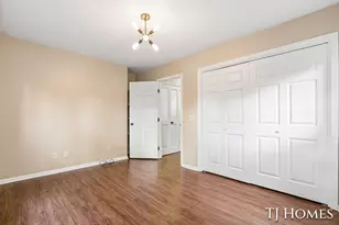 2472 Appleton Dr NE, Grand Rapids, MI 49525 - Photo 19