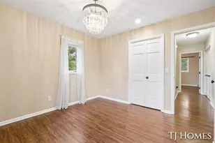 2472 Appleton Dr NE, Grand Rapids, MI 49525 - Photo 21