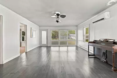 7254 Helen, Coloma, MI 49038 - Photo 5