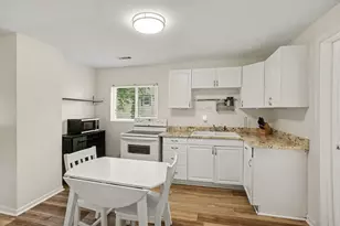 849 Conger St, South Haven, MI 49090 - Photo 7