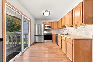 44478 Albert Dr, Plymouth, MI 48170 - Photo 9