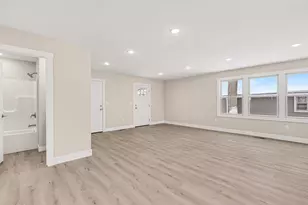 181 Irwin Ave, Muskegon, MI 49442 - Photo 3