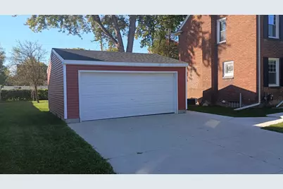 667 North Drive, Wyandotte, MI 48192 - Photo 5