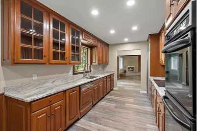 183 N Clubview Drive, Ypsilanti, MI 48197 - Photo 9