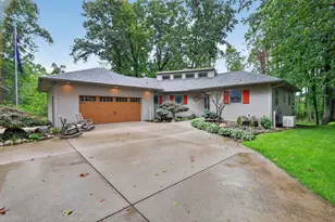 326 Midlakes Blvd, Plainwell, MI 49080 - Photo 45