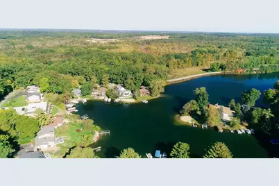 326 Midlakes Boulevard, Plainwell, MI 49080 - Photo 37