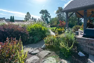 30211 Beechwood St, Garden City, MI 48135 - Photo 9