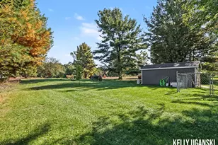 880 S Wolf Lake Rd, Muskegon, MI 49442 - Photo 5