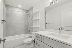 2921 Summers Pl, Troy, MI 48084 - Photo 13