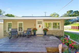 300 Park Ave, Jackson, MI 49203 - Photo 1