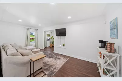 300 Park Avenue, Jackson, MI 49203 - Photo 9