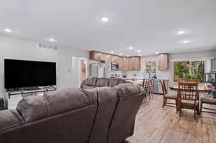 19828 W Yankee Rd, Howard City, MI 49329 - Photo 5