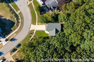 2378 Norcrest Dr, Norton Shores, MI 49441 - Photo 13