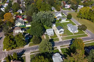 225 E Lincoln St, Hastings, MI 49058 - Photo 5