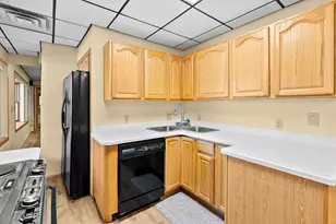 61 Sunnyside Dr, Battle Creek, MI 49015 - Photo 29