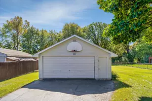 854 Vanderpool Ave, Troy, MI 48083 - Photo 35