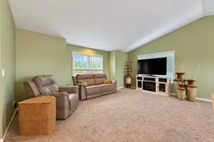 3758 Caribou Dr, Zeeland, MI 49464 - Photo 5