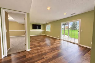 3758 Caribou Dr, Zeeland, MI 49464 - Photo 17