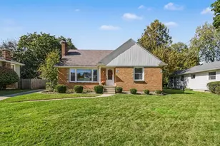 843 Fairfield Ave NW, Grand Rapids, MI 49504 - Photo 1