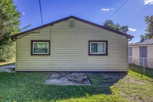 887 Kettering Ave, Pontiac, MI 48340 - Photo 23