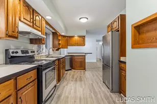 3024 Maple Grove Rd, Muskegon, MI 49441 - Photo 27