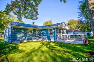 3024 Maple Grove Rd, Muskegon, MI 49441 - Photo 3