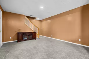 194 Apple Blossom Ln, Battle Creek, MI 49015 - Photo 25