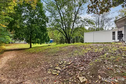 8210 McCords Avenue SE, Alto, MI 49302 - Photo 11
