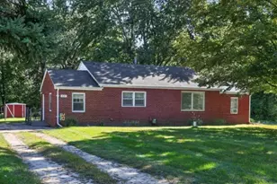 1697 Greenly Ave, Benton Harbor, MI 49022 - Photo 1