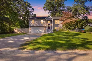 14719 Park, Grand Haven, MI 49417 - Photo 1