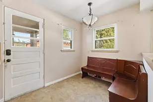 2211 Apple Ave NW, Grand Rapids, MI 49504 - Photo 5