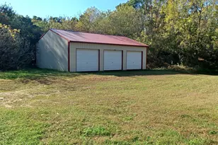 6091 E Chicago Rd, Jonesville, MI 49250 - Photo 1