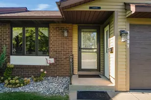 3091 Beechridge Dr, Hudsonville, MI 49426 - Photo 3