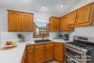 6881 Rex Dr NE, Rockford, MI 49341 - Photo 9