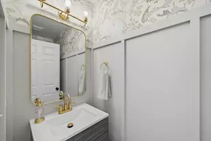 2210 Green Valley Ct, Ann Arbor, MI 48103 - Photo 25
