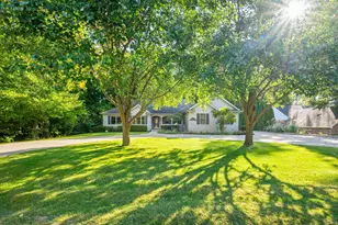 15889 N Edgewood Dr, Buchanan, MI 49107 - Photo 3
