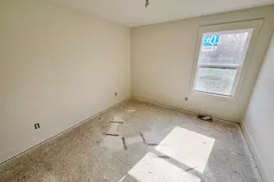 8308 Kettle Oak Dr SE, Alto, MI 49302 - Photo 13