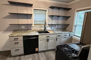 201 N Clarendon St, Kalamazoo, MI 49006 - Photo 5
