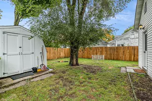 302 W Charles St, Greenville, MI 48838 - Photo 23