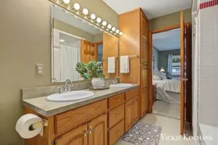 1676 Pinecroft Ct SW, Wyoming, MI 49519 - Photo 25