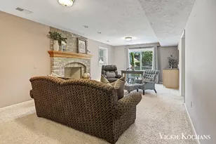 1676 Pinecroft Ct SW, Wyoming, MI 49519 - Photo 31