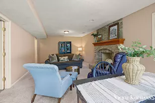 1676 Pinecroft Ct SW, Wyoming, MI 49519 - Photo 33