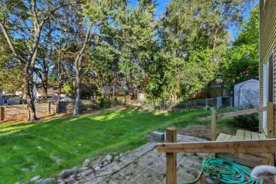 424 W Cork Street, Kalamazoo, MI 49001 - Photo 23