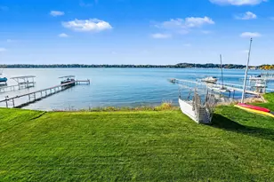1996 Lake St, Holland, MI 49424 - Photo 39