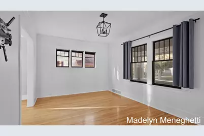 104 Mayfield Avenue NE, Grand Rapids, MI 49503 - Photo 9