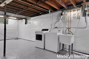 104 Mayfield Ave NE, Grand Rapids, MI 49503 - Photo 35