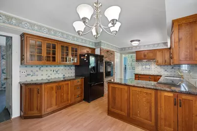 34284 Thornbrook Street, Farmington Hills, MI 48335 - Photo 9